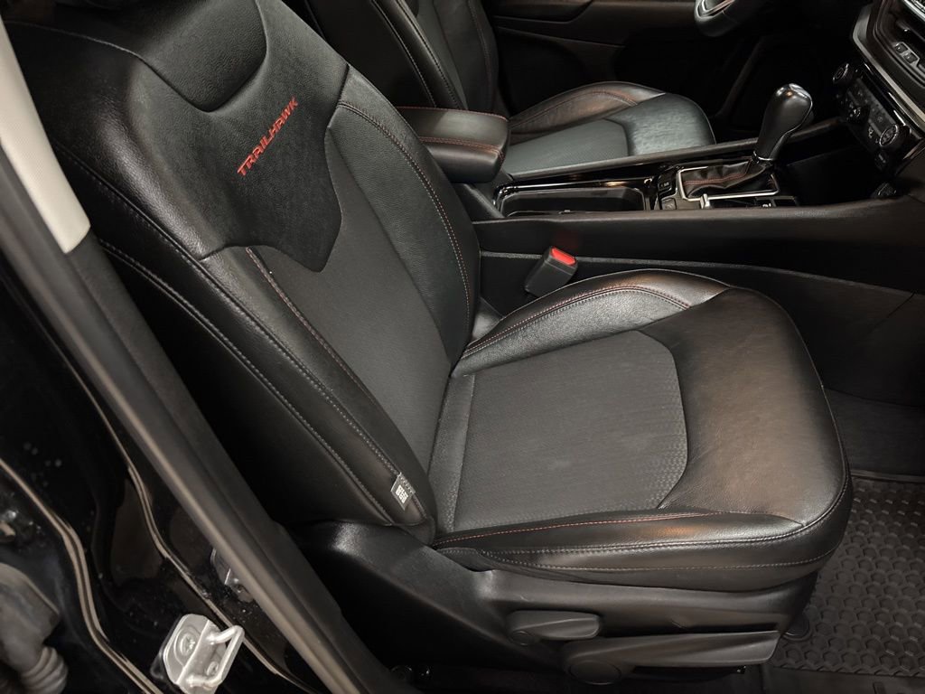 Used 2022 Jeep Compass Trailhawk image 34