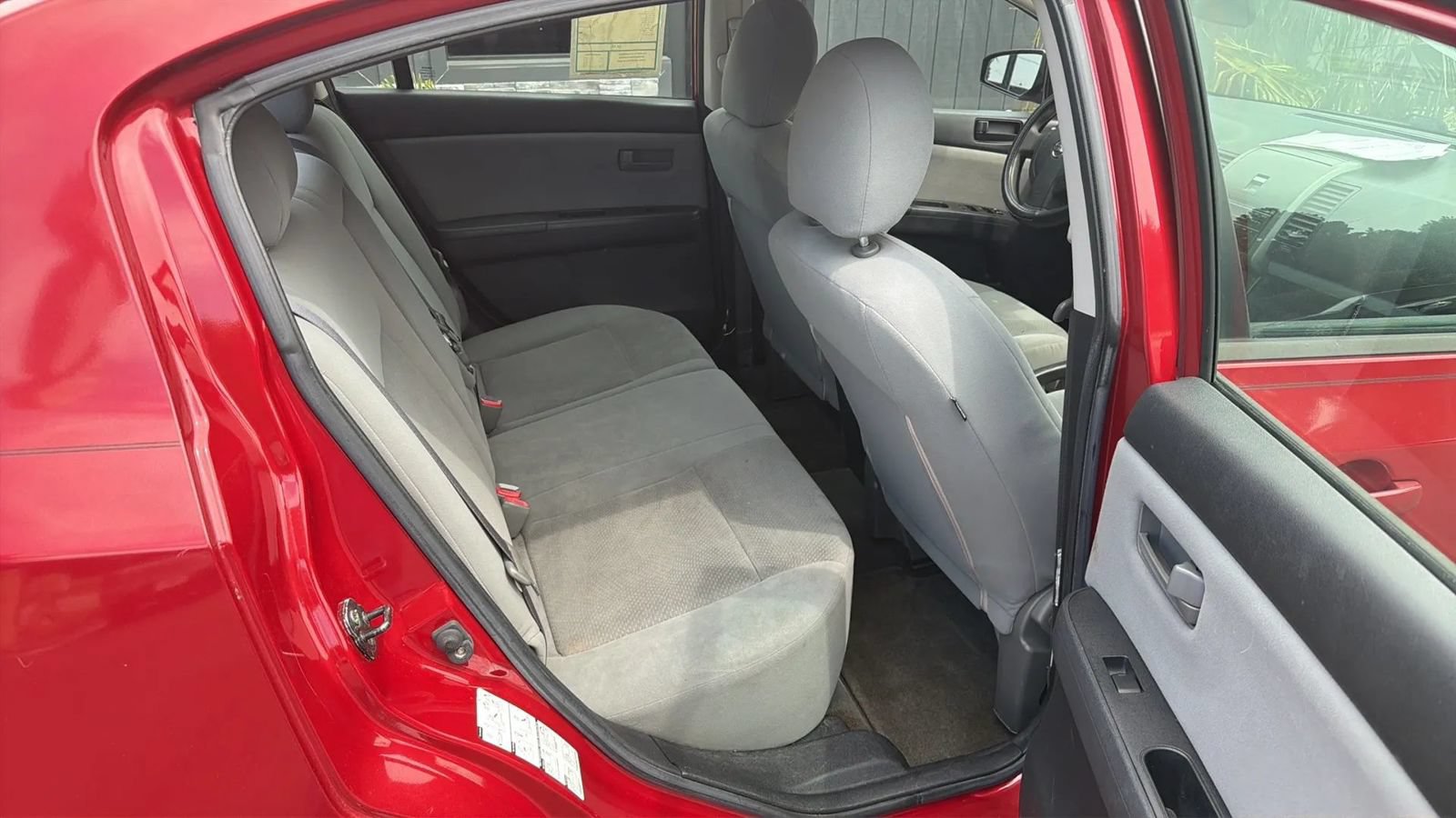 Used 2011 Nissan Sentra 2.0 FWD image 8