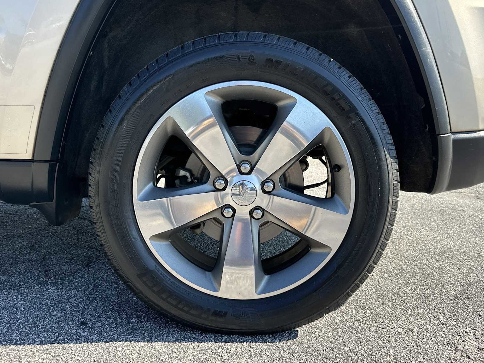 Used 2015 Jeep Grand Cherokee Limited w/ Trailer Tow Group IV image 20