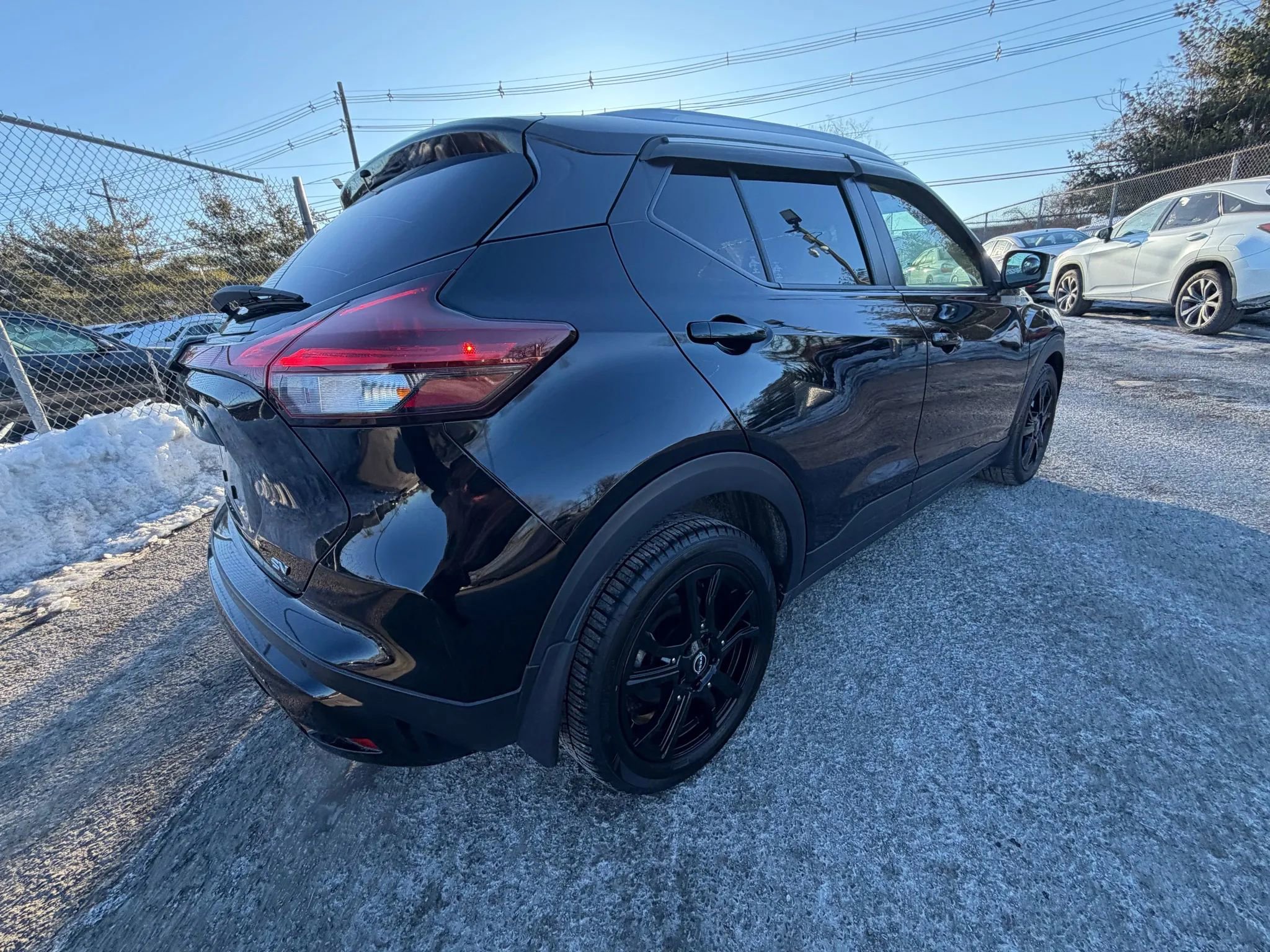 Used 2022 Nissan Kicks SV FWD image 5
