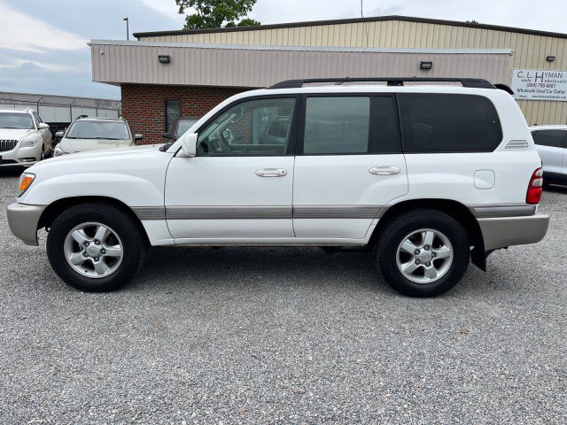 Used 2005 Toyota Land Cruiser AWD/4WD image 10