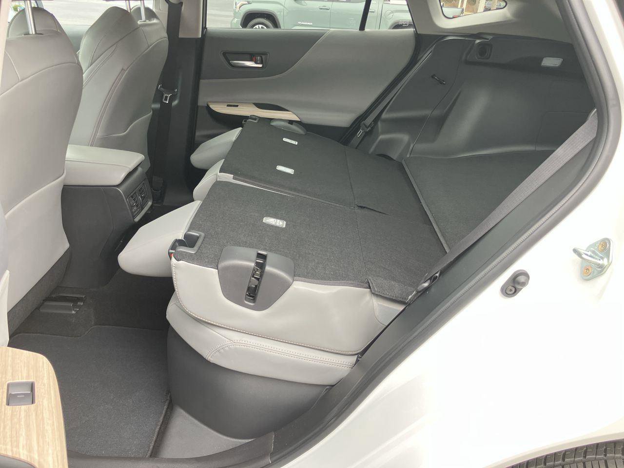 Certified 2024 Toyota Venza Limited image 28