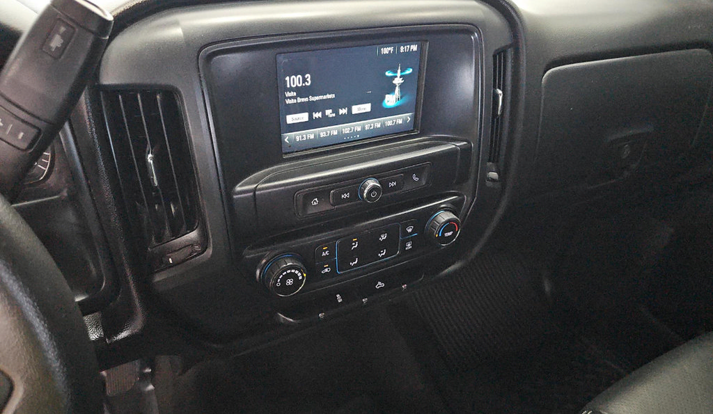 Used 2018 Chevrolet Silverado 1500 Custom w/ Custom Value Package RWD image 11