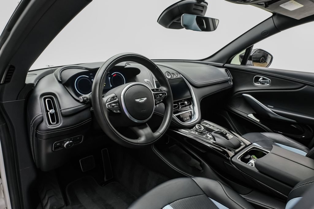 Used 2023 Aston Martin DBX 707 AWD/4WD image 3