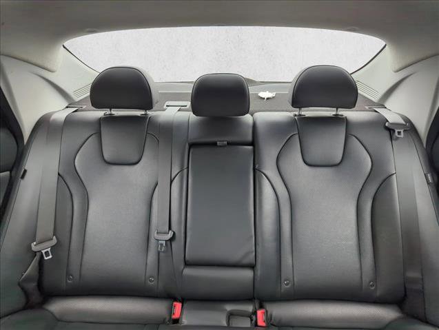 Used 2024 Hyundai Elantra Limited image 26