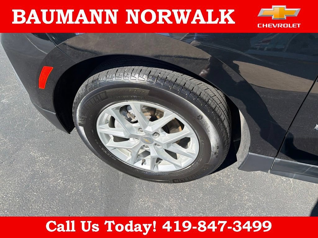 Used 2023 Chevrolet Equinox LT FWD image 12