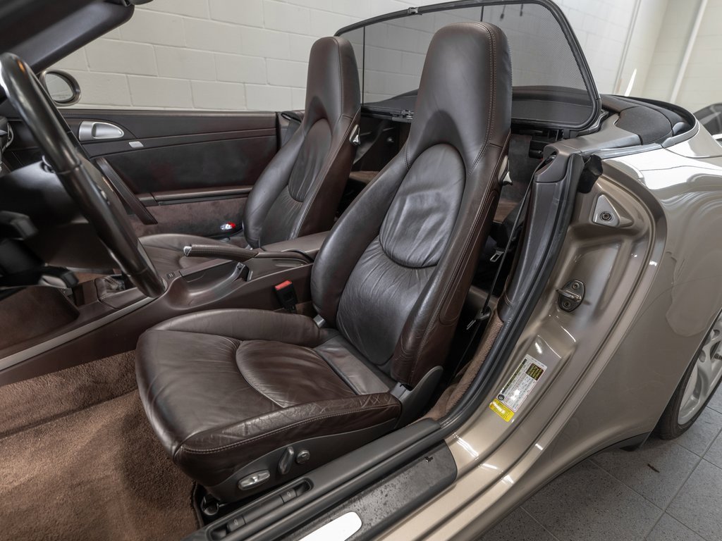 Used 2006 Porsche 911 Carrera 4S image 14