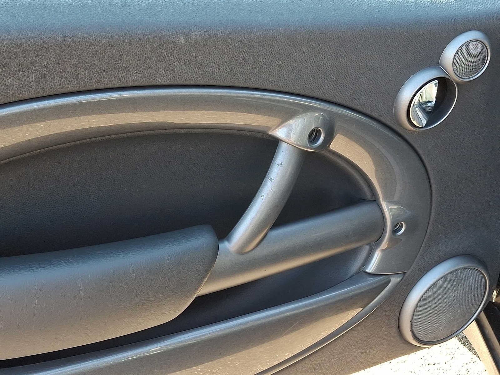 Used 2006 MINI Cooper Hardtop FWD image 13