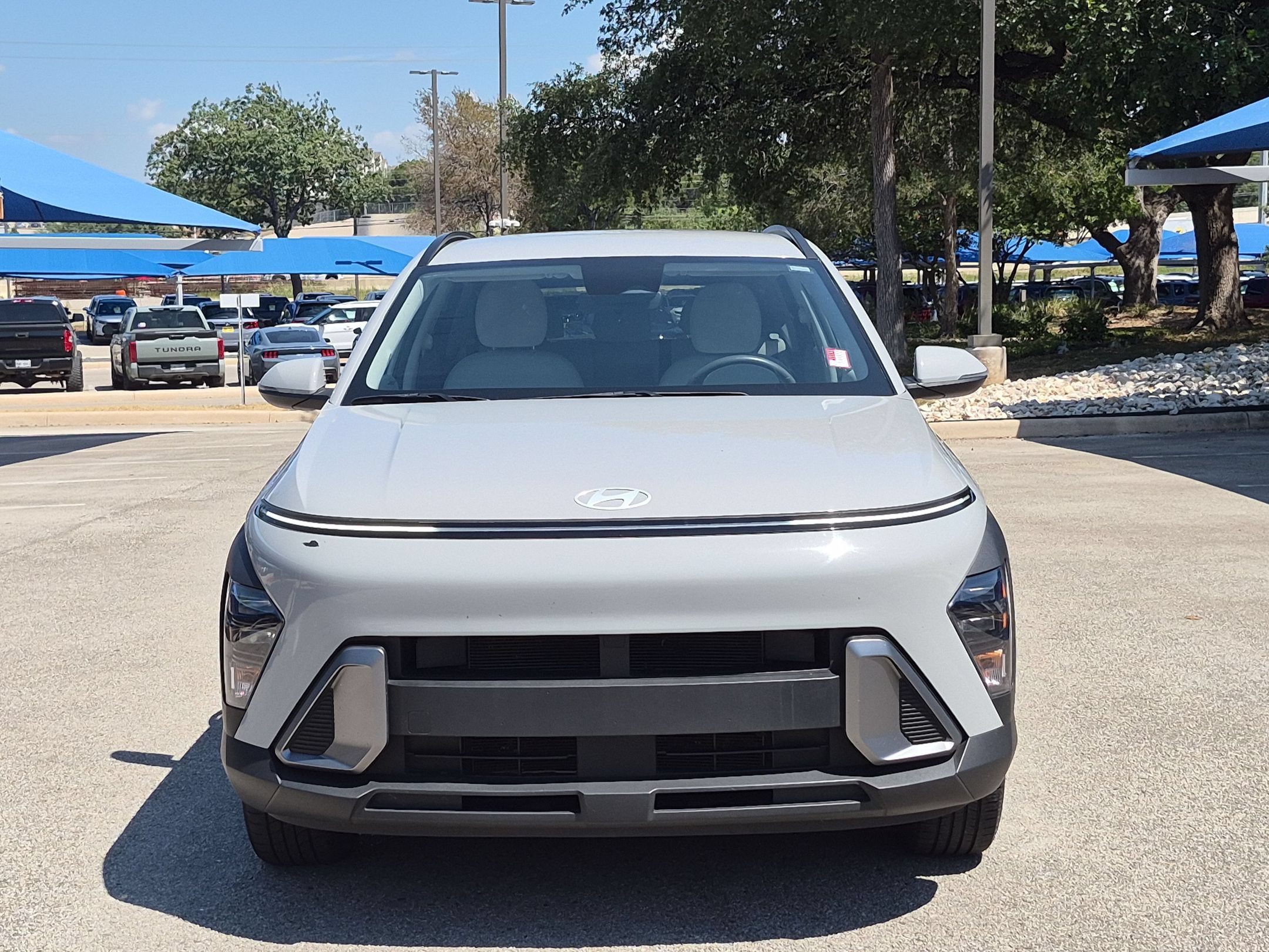 Used 2024 Hyundai Kona SEL AWD/4WD image 8