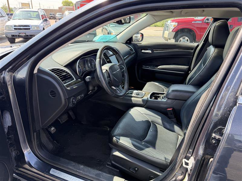 Used 2016 Chrysler 300 C AWD/4WD image 8