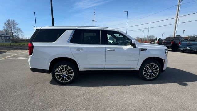 New 2026 GMC Yukon Denali w/ Sun & Power Step Package AWD/4WD image 9