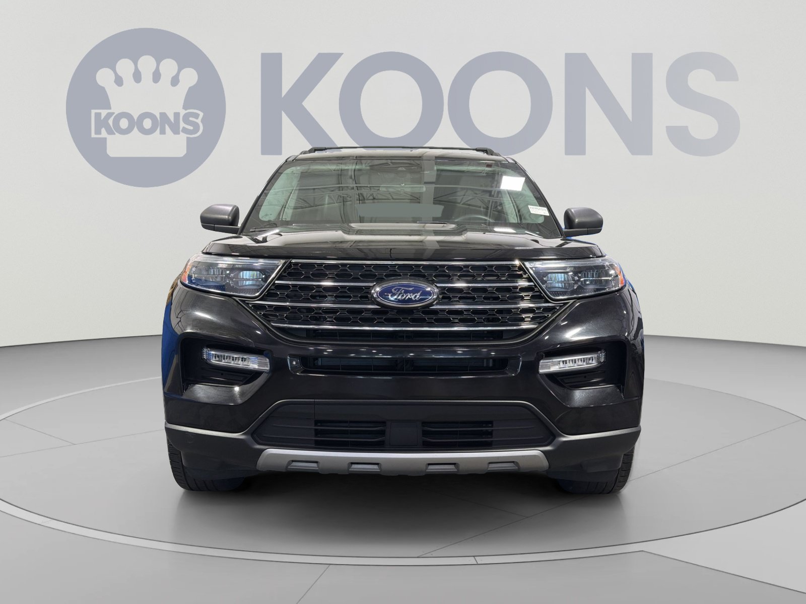 Used 2023 Ford Explorer XLT w/ Equipment Group 202A AWD/4WD image 11
