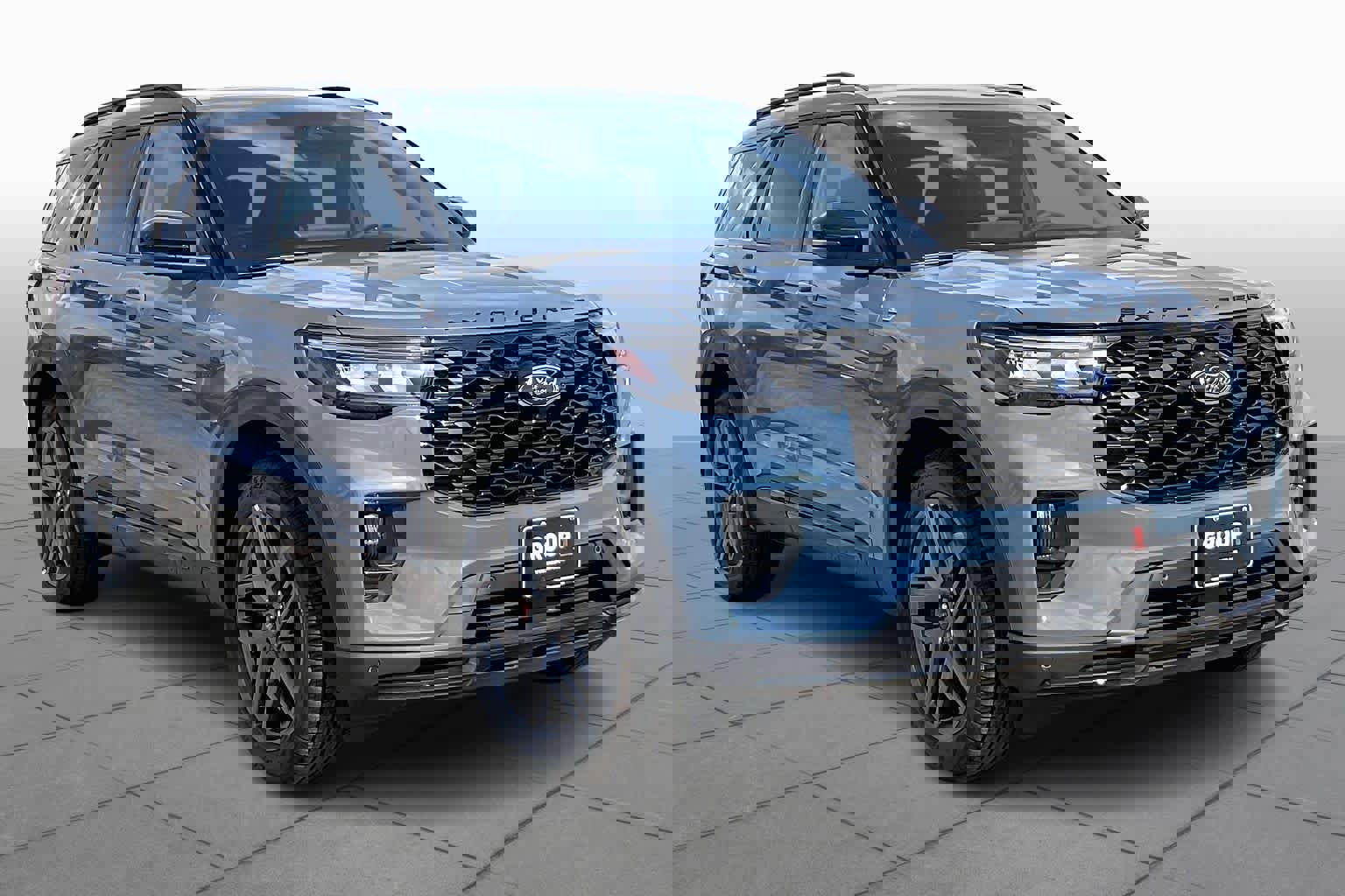 New 2026 Ford Explorer ST-Line w/ ST-Line Street Pack image 2