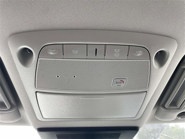 Used 2024 Nissan Armada SV image 8