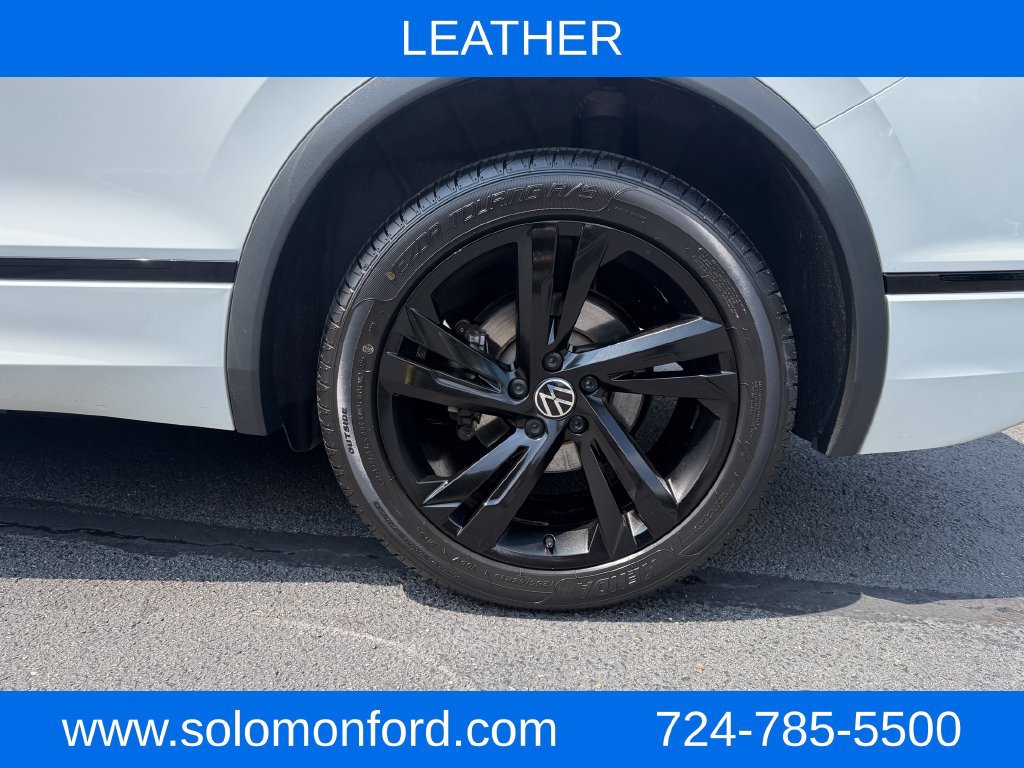 Used 2023 Volkswagen Tiguan SE R-Line FWD image 13
