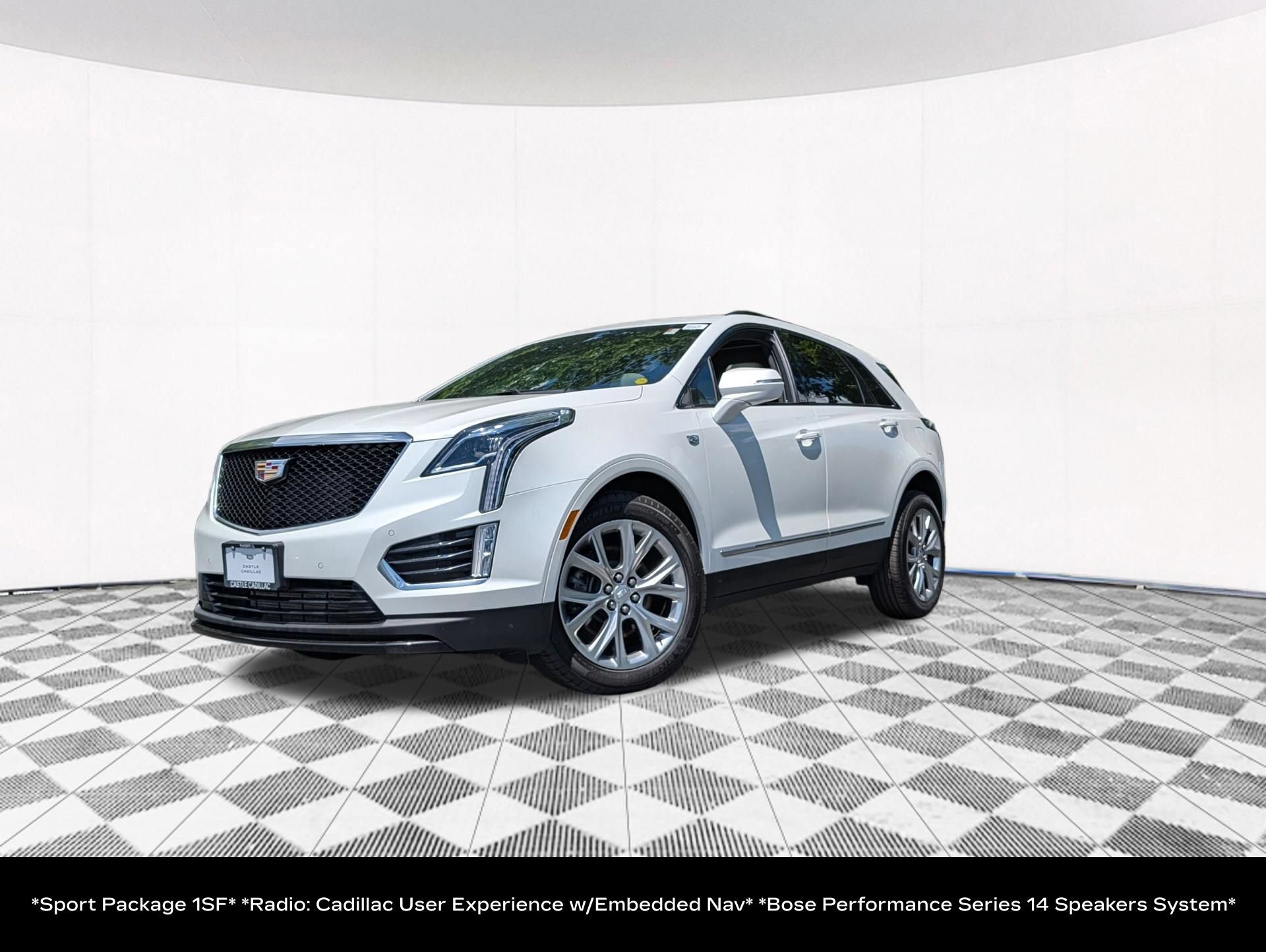 Used 2021 Cadillac XT5 Sportv AWD/4WD image 2