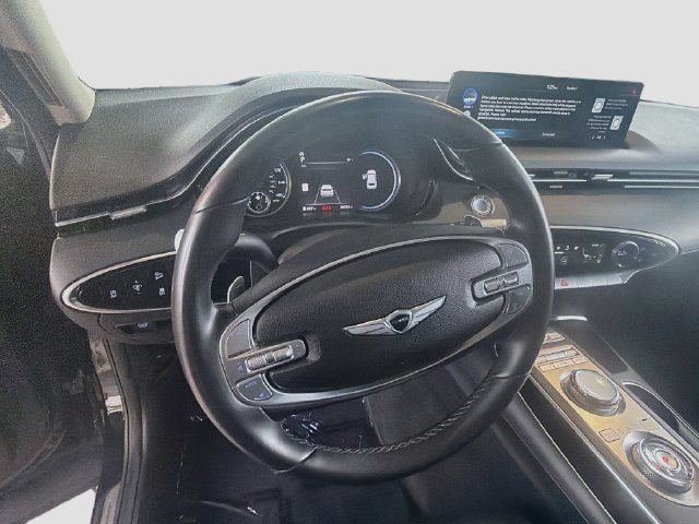 Used 2025 Genesis GV70 2.5T AWD/4WD image 11