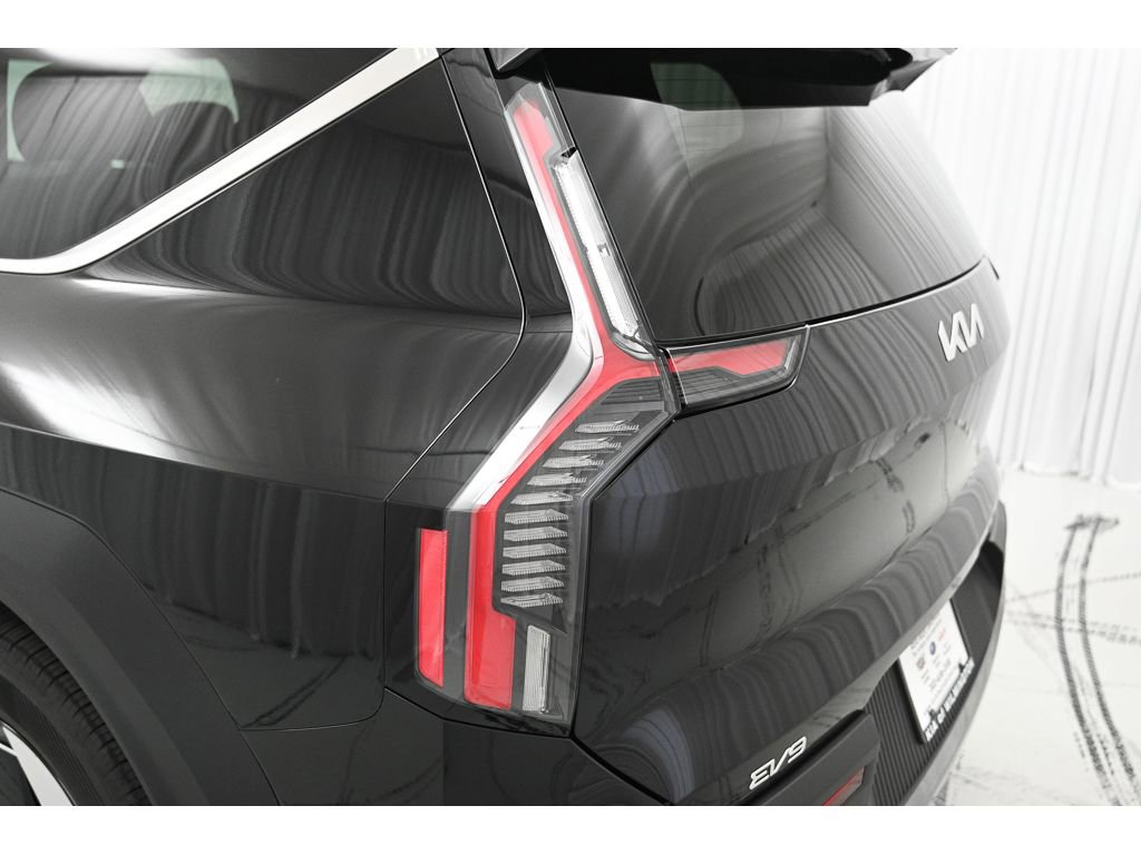 New 2026 Kia EV9 Wind image 10