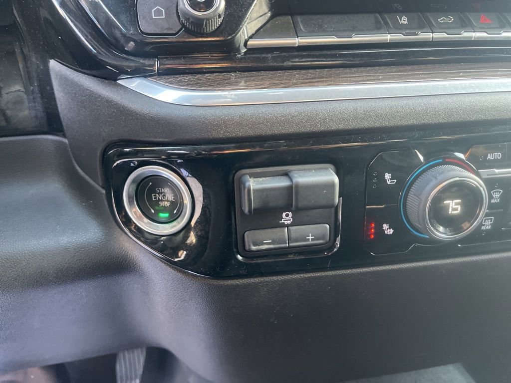 Certified 2025 Chevrolet Silverado 2500 LT w/ Convenience Package image 26