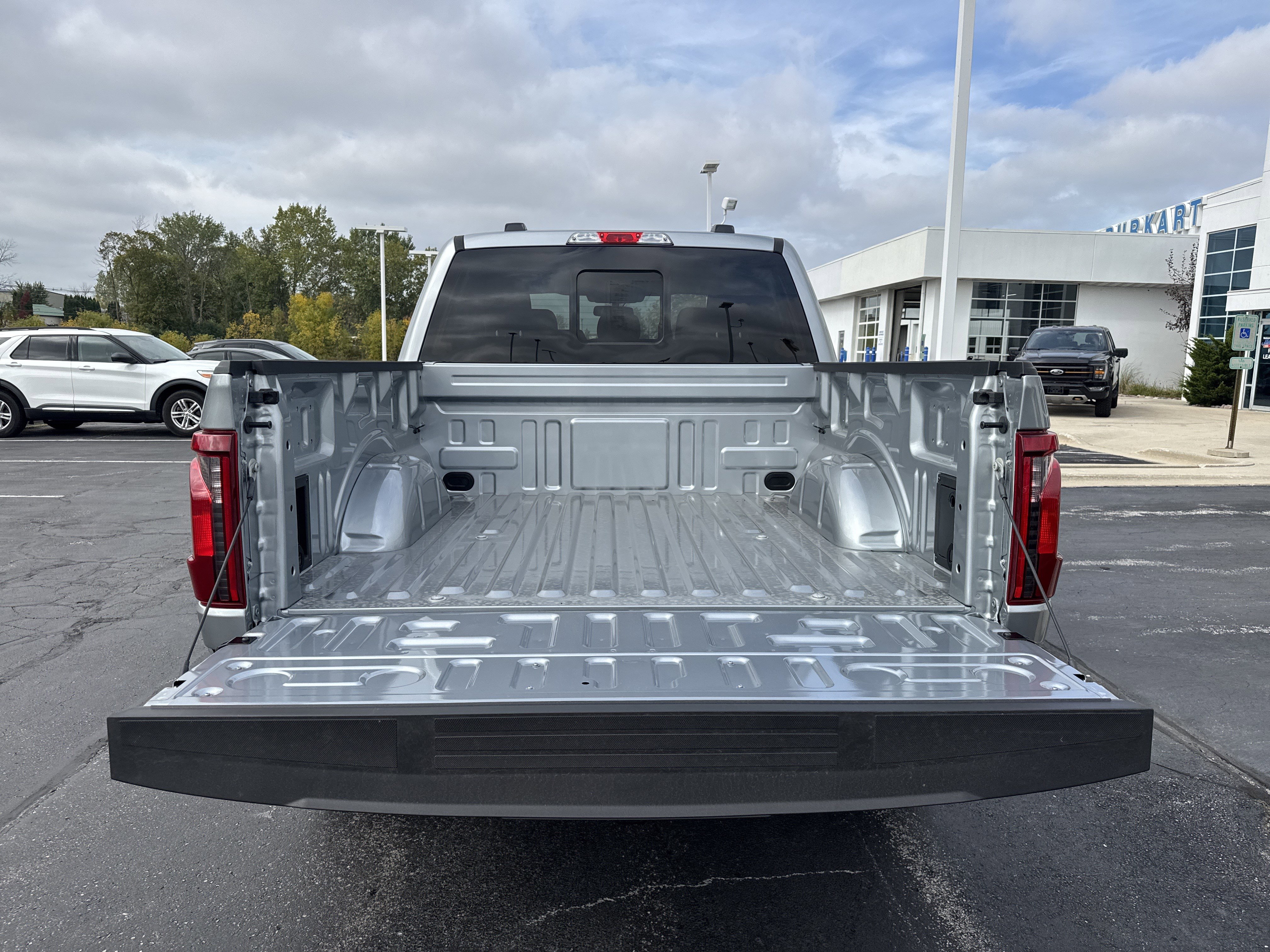 New 2025 Ford F150 XLT image 13