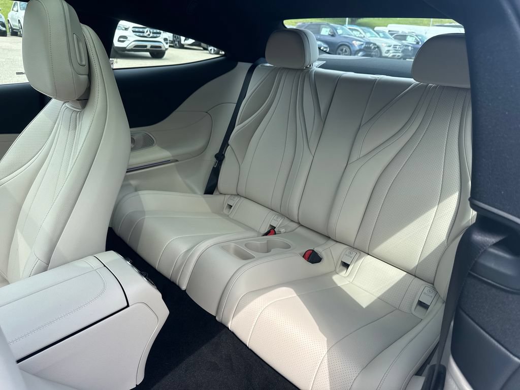 Certified 2026 Mercedes-Benz CLE 300 4MATIC Coupe image 9