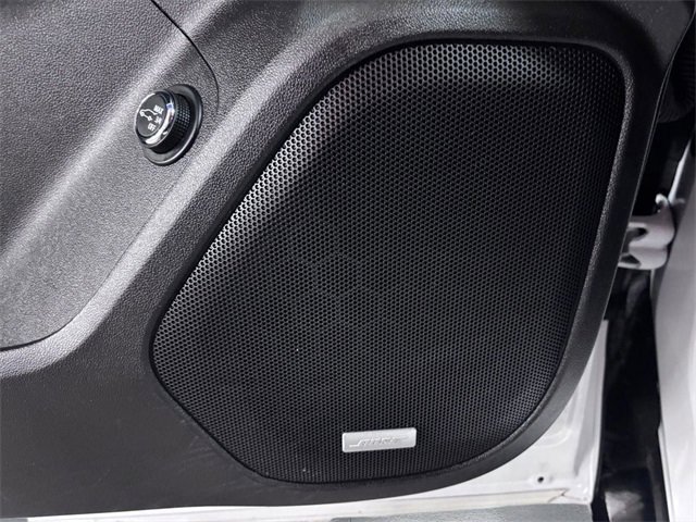 Used 2023 GMC Acadia SLT image 14