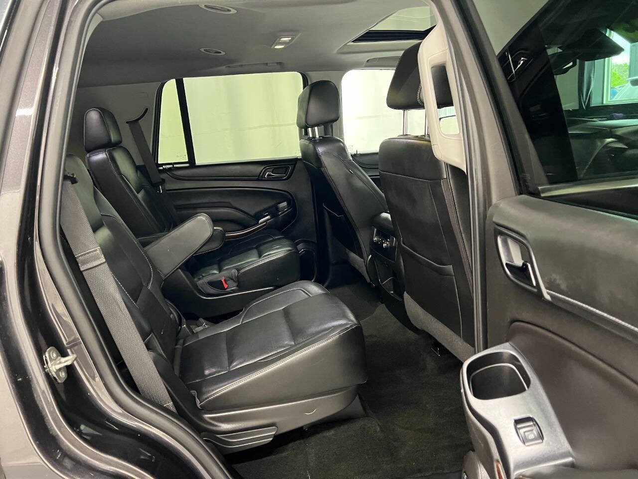 Used 2018 GMC Yukon SLT AWD/4WD image 11
