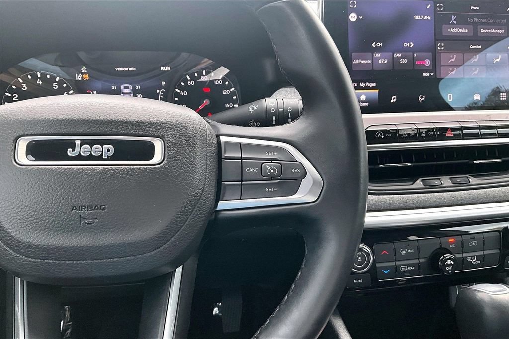Used 2022 Jeep Compass Latitude AWD/4WD image 25