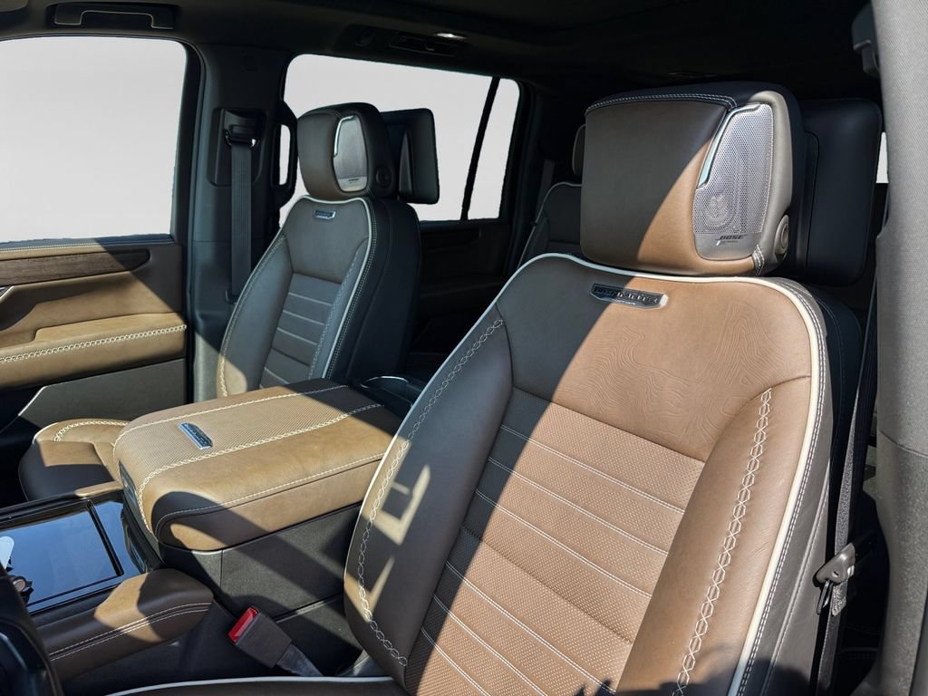 Used 2026 GMC Yukon XL Denali Ultimate AWD/4WD image 23