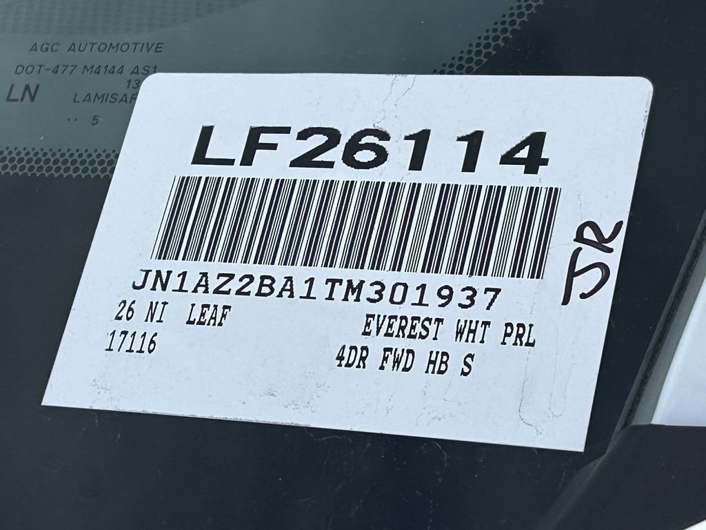 New 2026 Nissan Leaf w/ Illuminated Package image 20