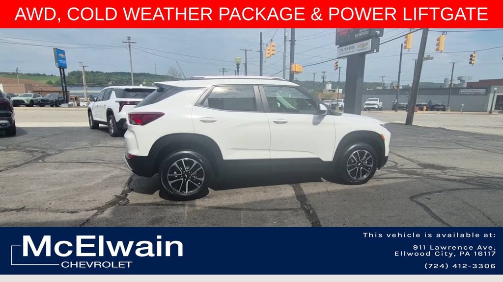 Used 2024 Chevrolet TrailBlazer LT w/ Convenience Package AWD/4WD image 2