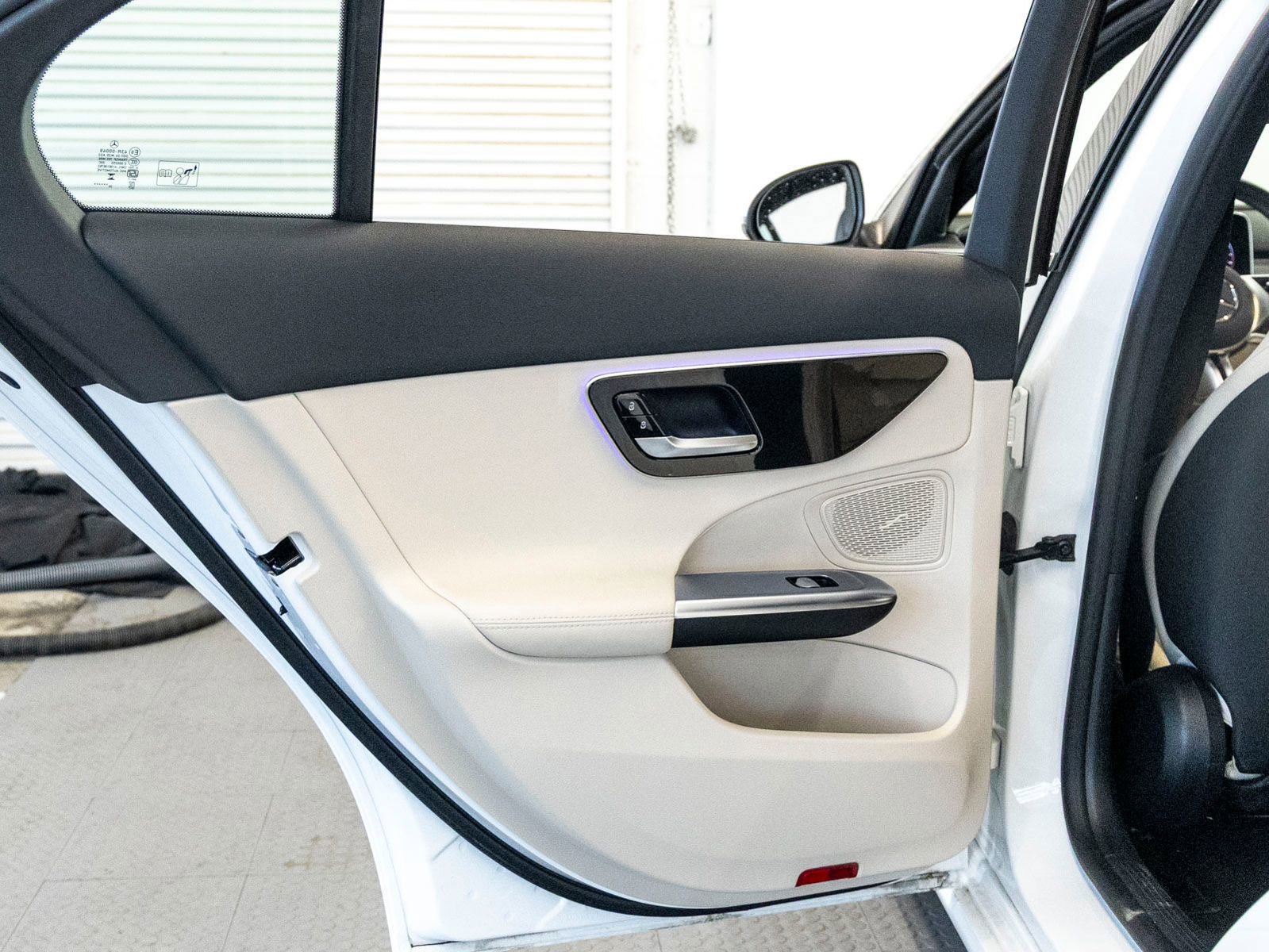 Used 2025 Mercedes-Benz C 300 Sedan image 19