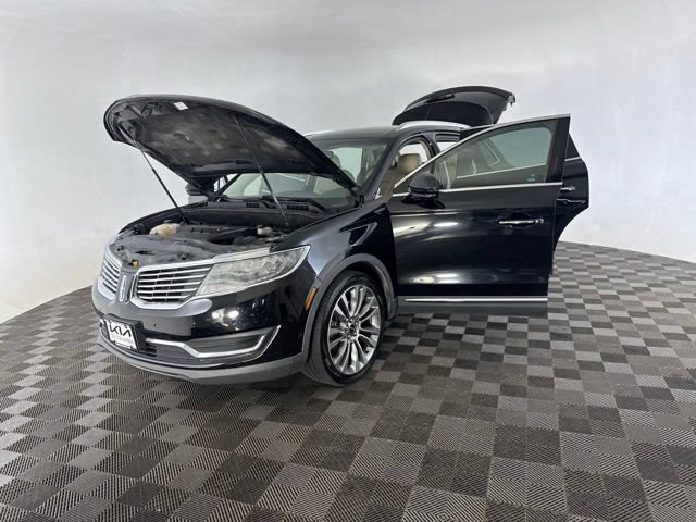 Used 2017 Lincoln MKX Reserve w/ Luxury Package AWD/4WD image 12