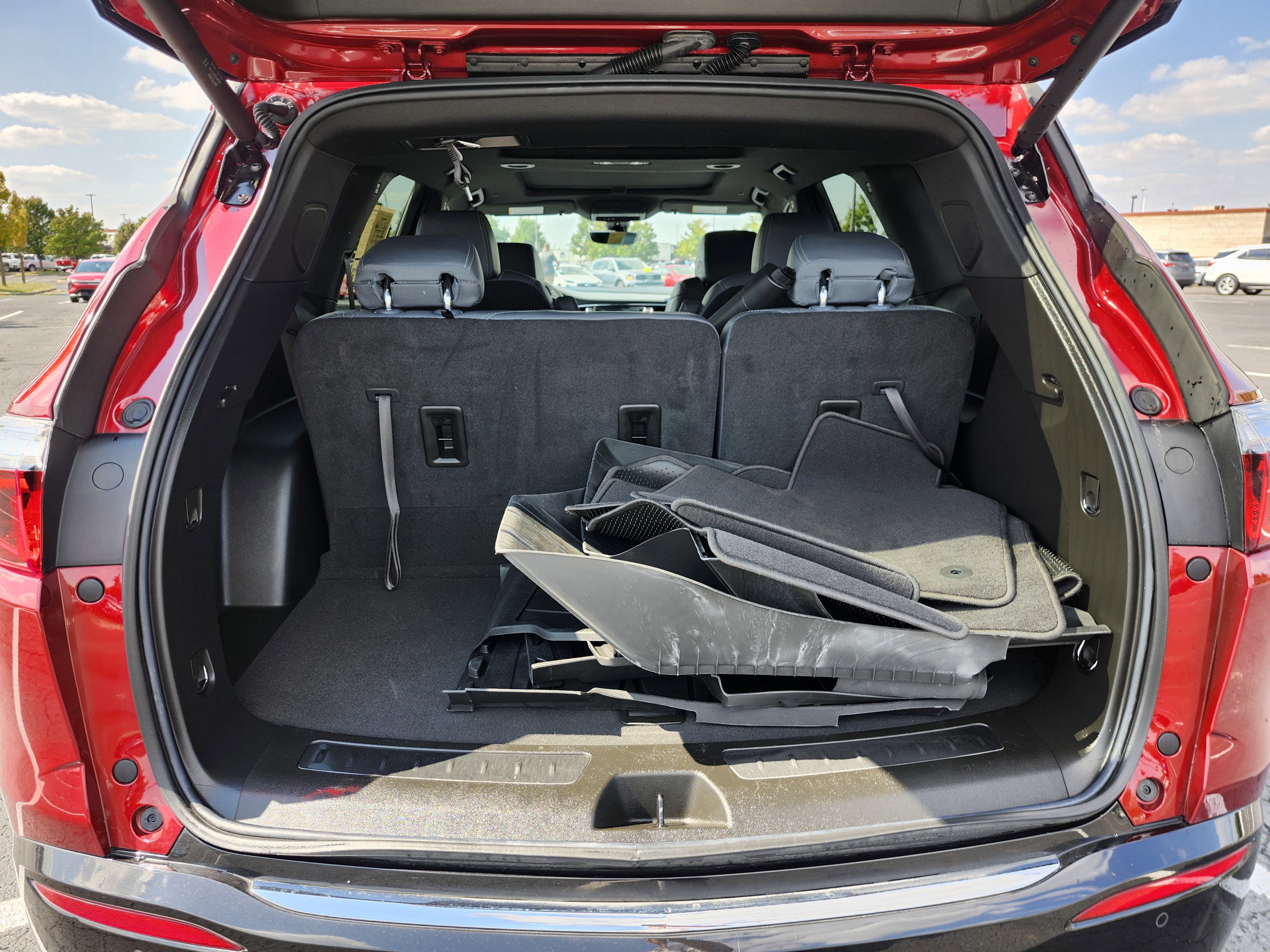 Used 2023 Buick Enclave Premium w/ Experience Buick Package image 12