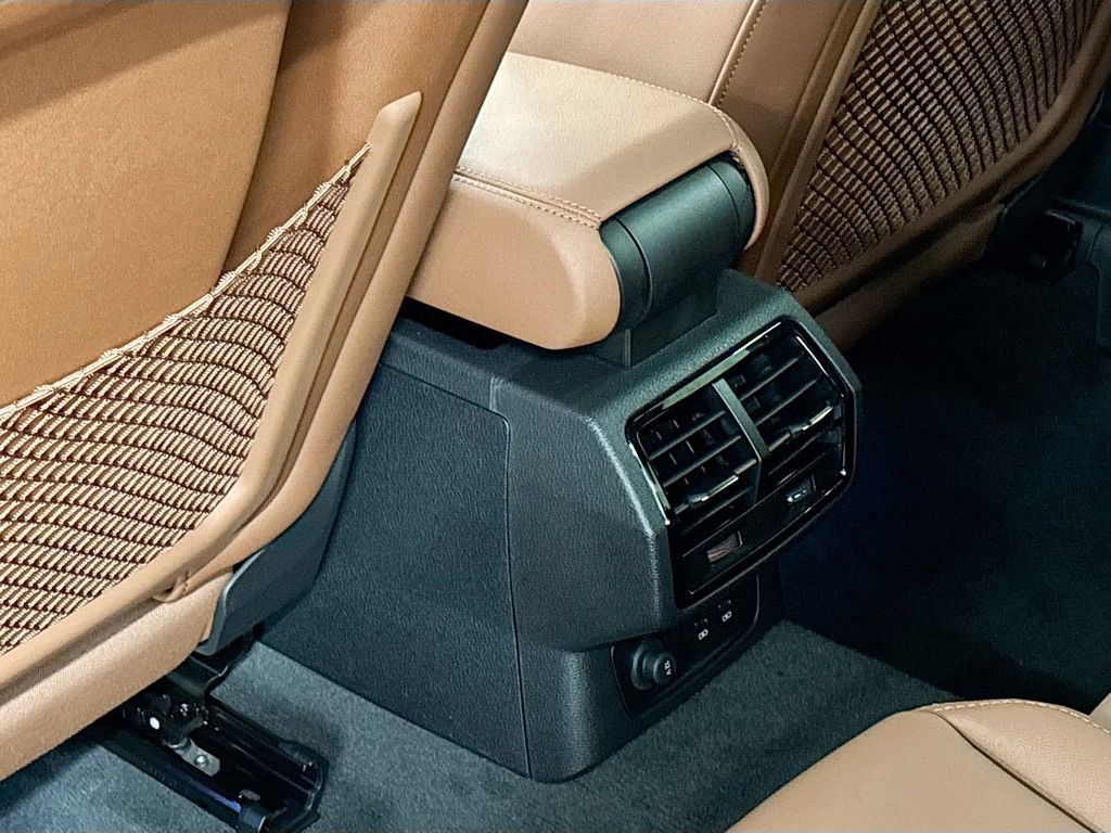 New 2025 Audi Q3 2.0T Premium Plus image 17