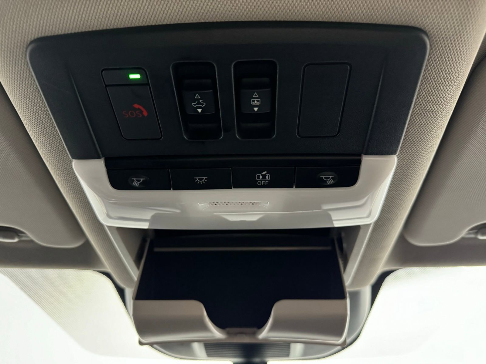 Certified 2024 Nissan Rogue Platinum w/ Platinum Premium Package image 22