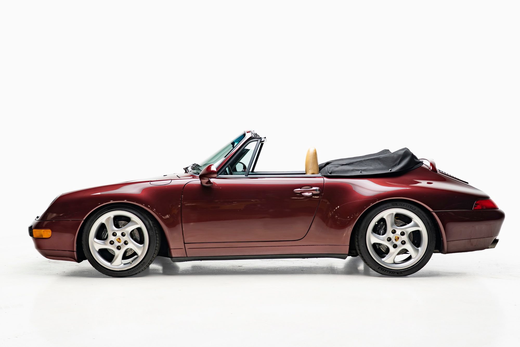 Used 1998 Porsche 911 Carrera RWD image 10