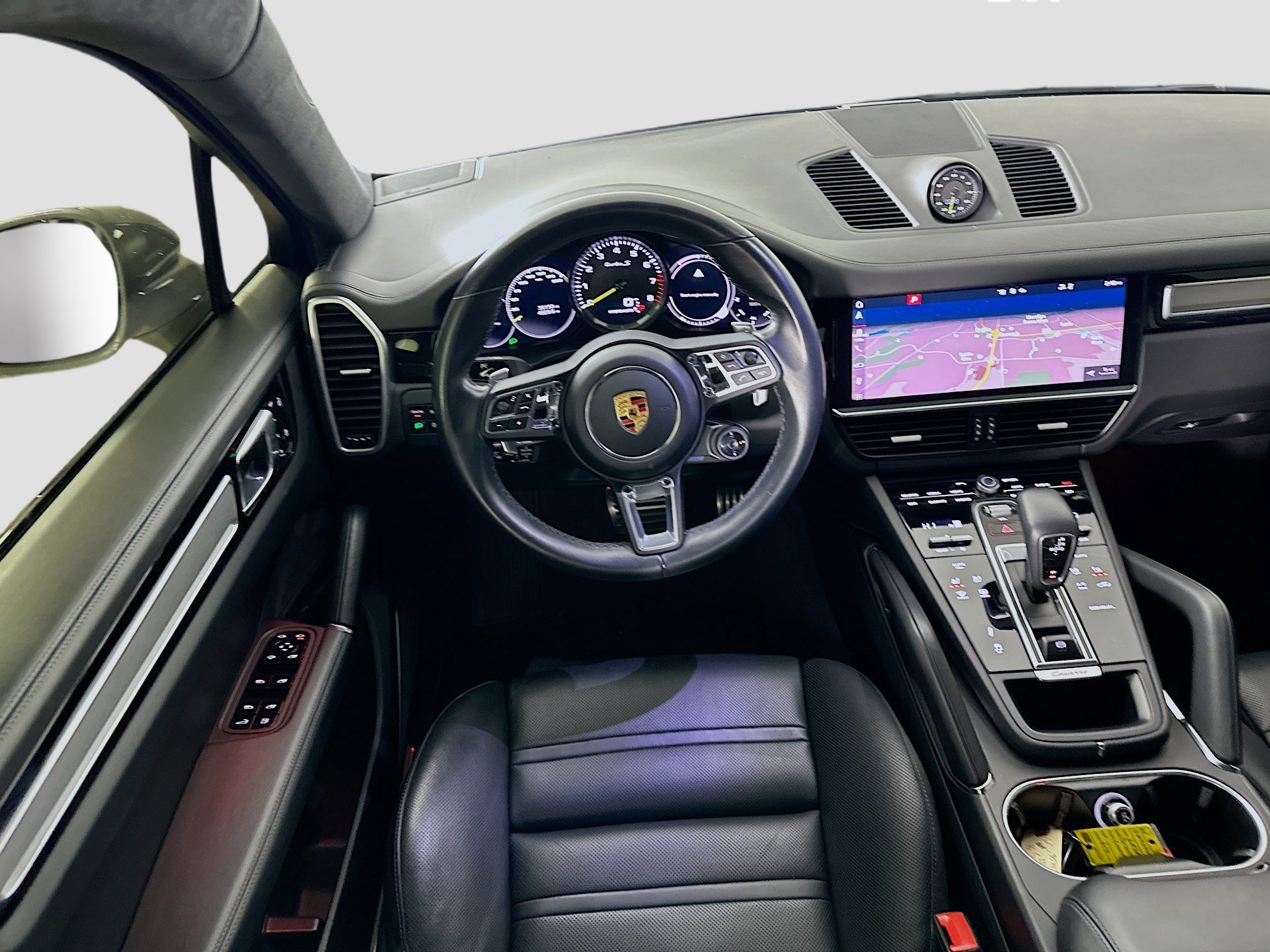 Used 2020 Porsche Cayenne Turbo S AWD/4WD image 29