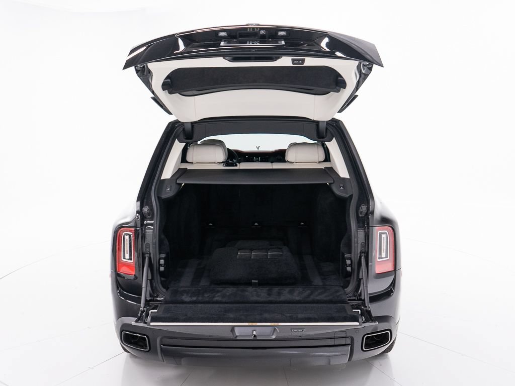 Certified 2023 Rolls-Royce Cullinan Black Badge w/ Driver's Package AWD/4WD image 52