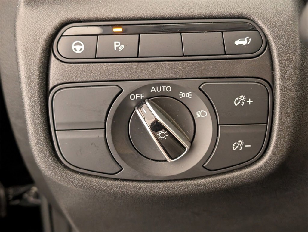 Certified 2025 INFINITI QX50 Luxe image 26