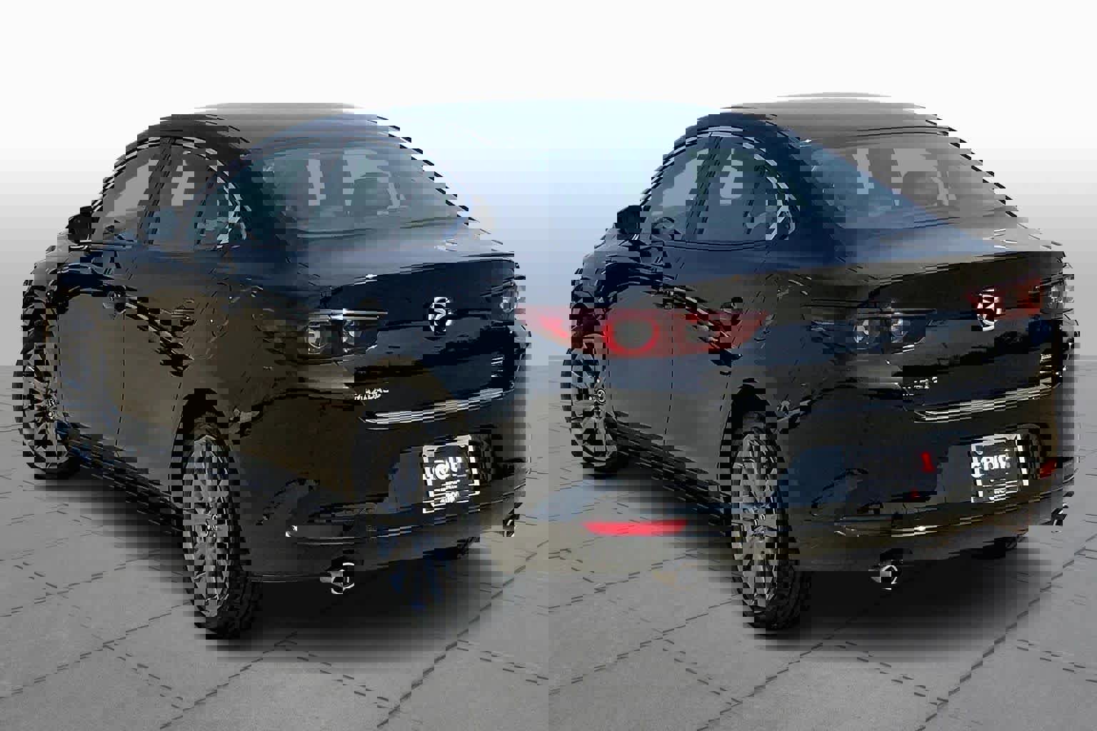 Used 2025 MAZDA MAZDA3 s image 12