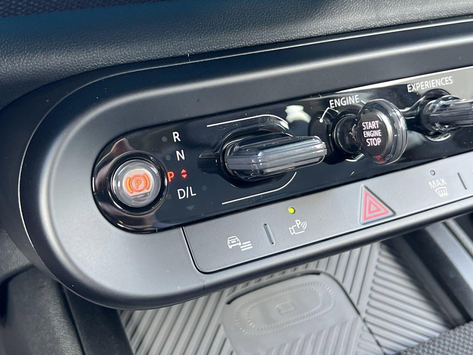 New 2025 MINI Cooper Countryman S w/ Comfort Package Max image 19