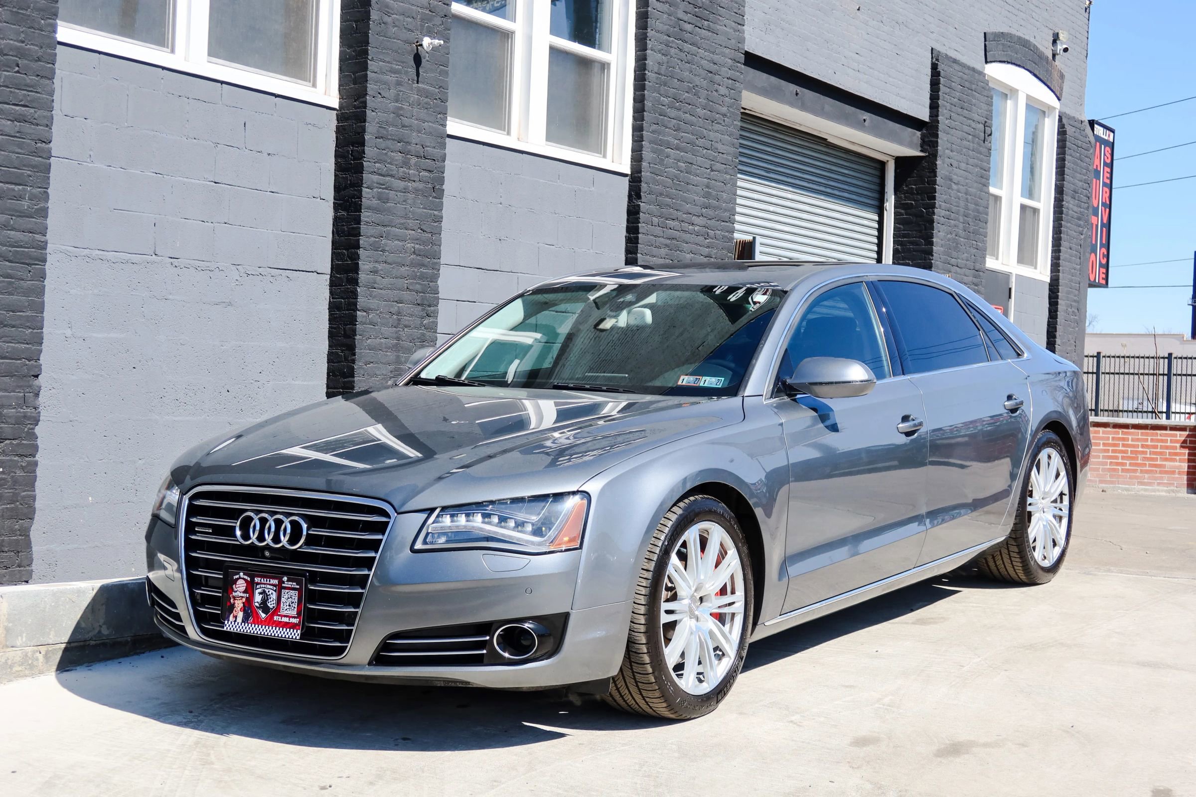 Used 2014 Audi A8 L 4.0T AWD/4WD image 3