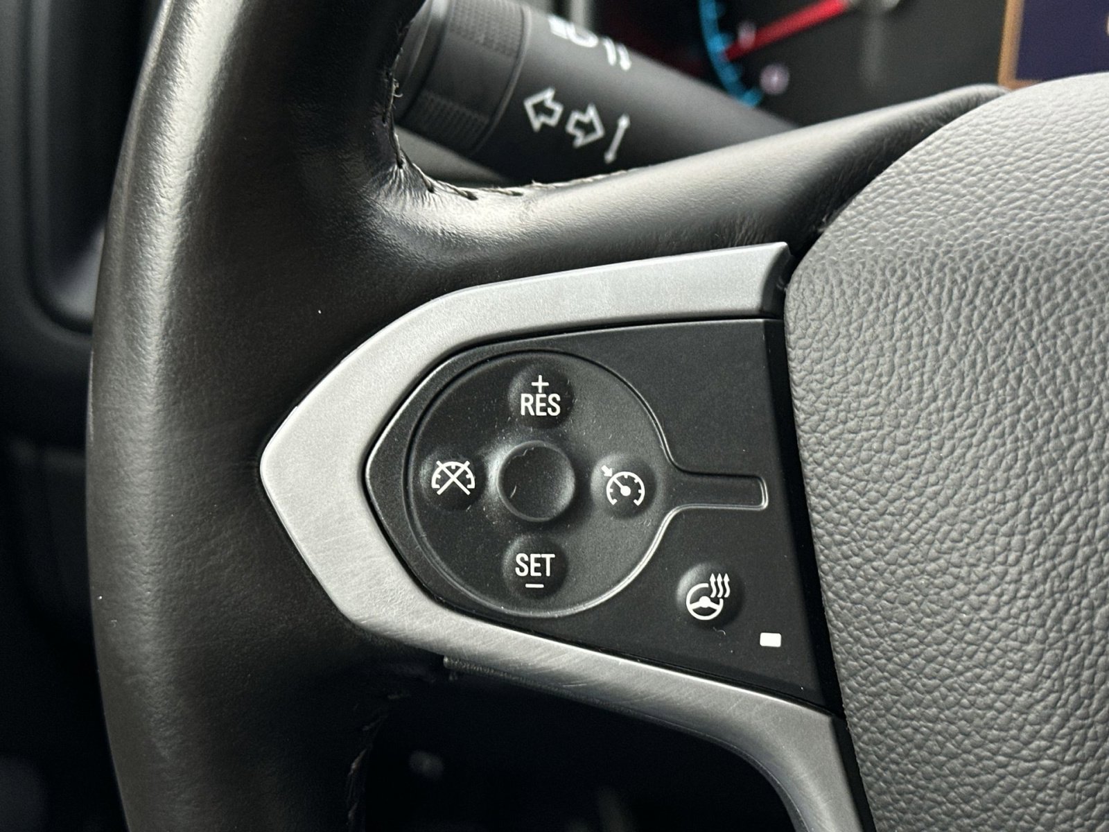 Used 2022 Chevrolet Colorado ZR2 image 22