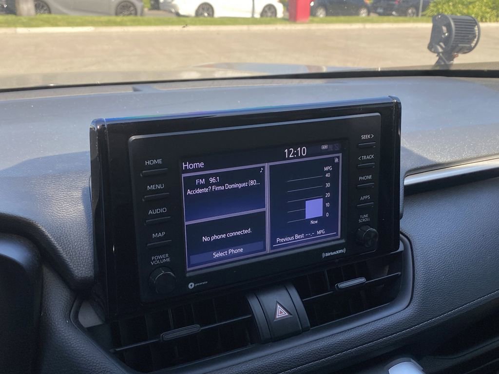 Certified 2020 Toyota RAV4 LE image 6