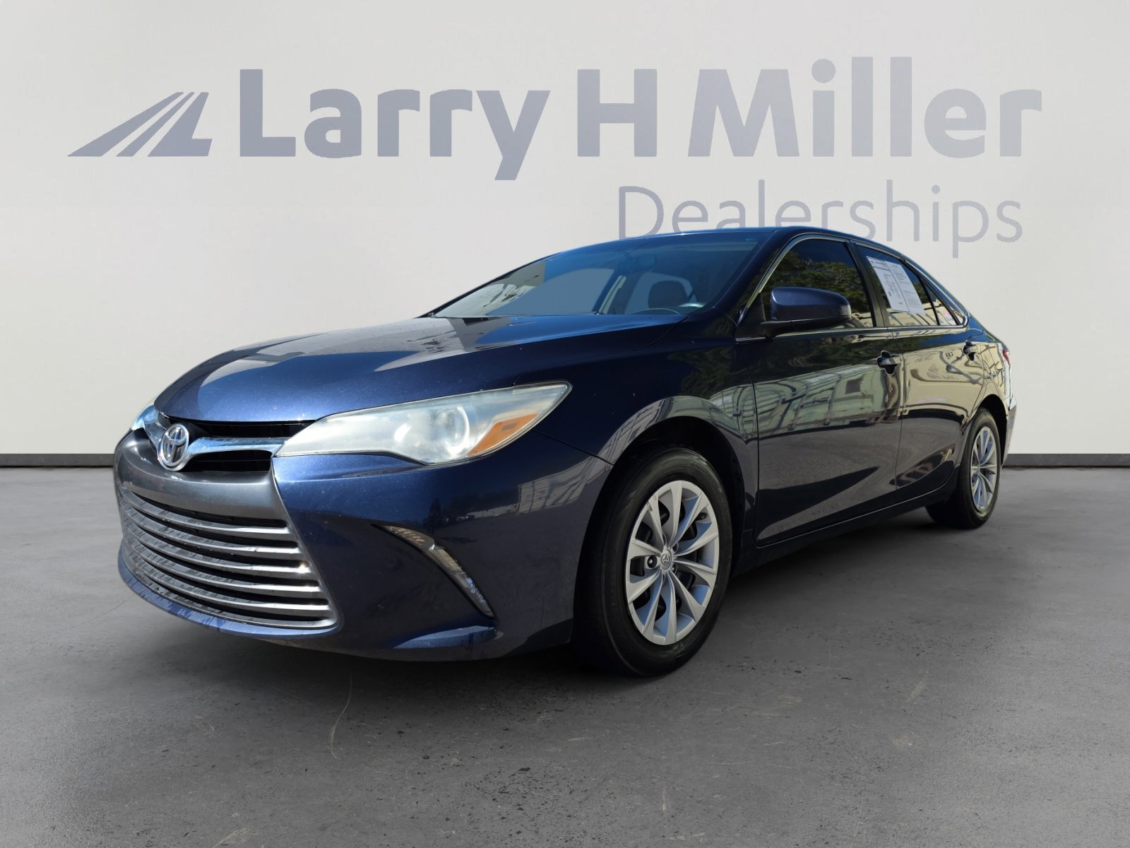 Used 2015 Toyota Camry LE