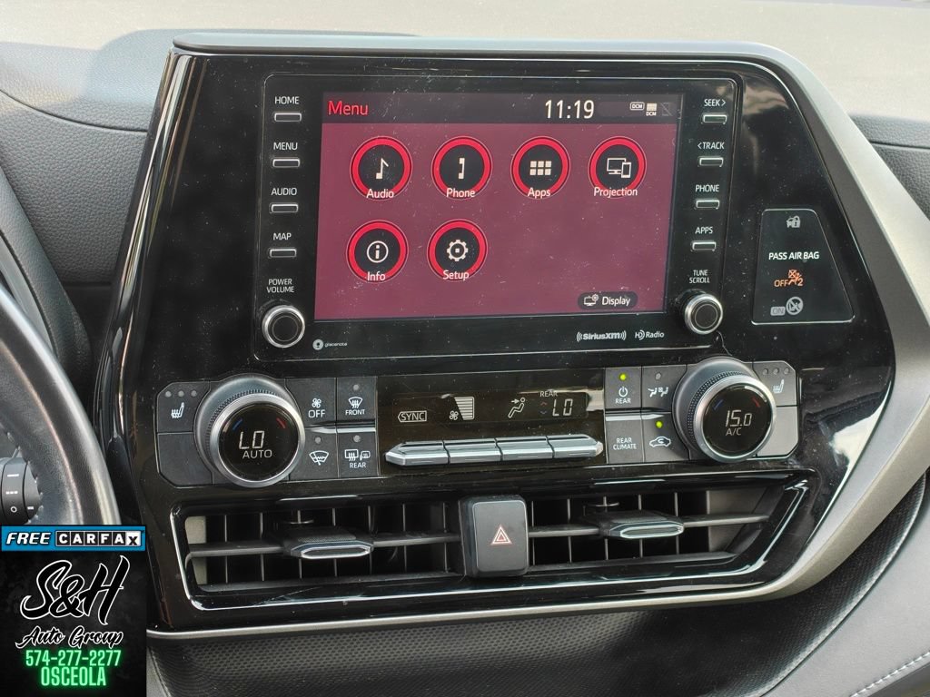 Used 2020 Toyota Highlander XLE AWD/4WD image 7
