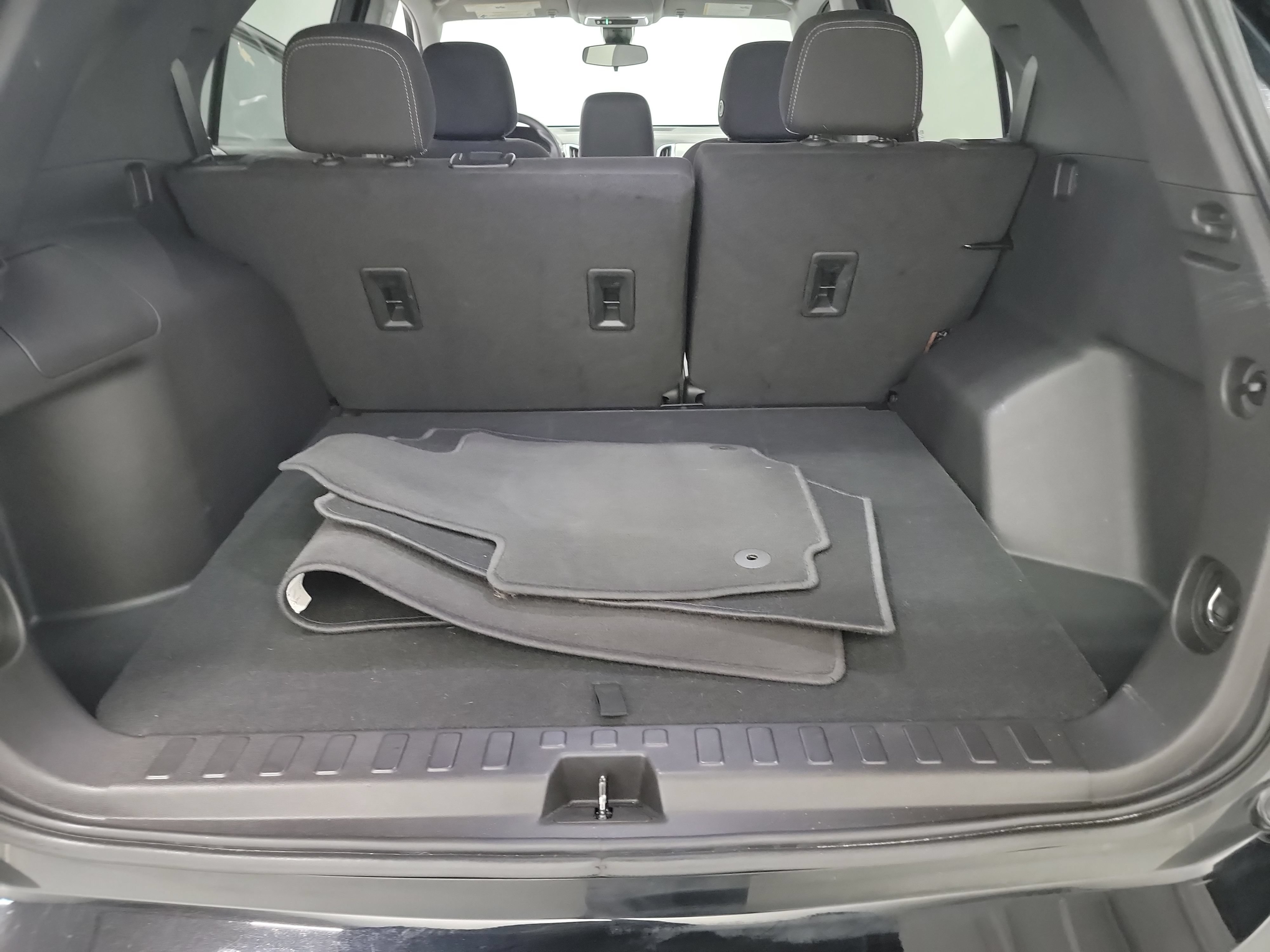 Used 2024 Chevrolet Equinox LS FWD image 25