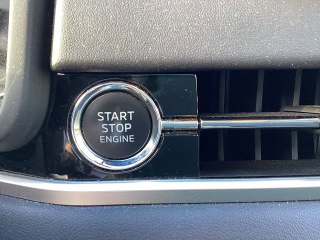 Used 2022 Mitsubishi Outlander ES image 29