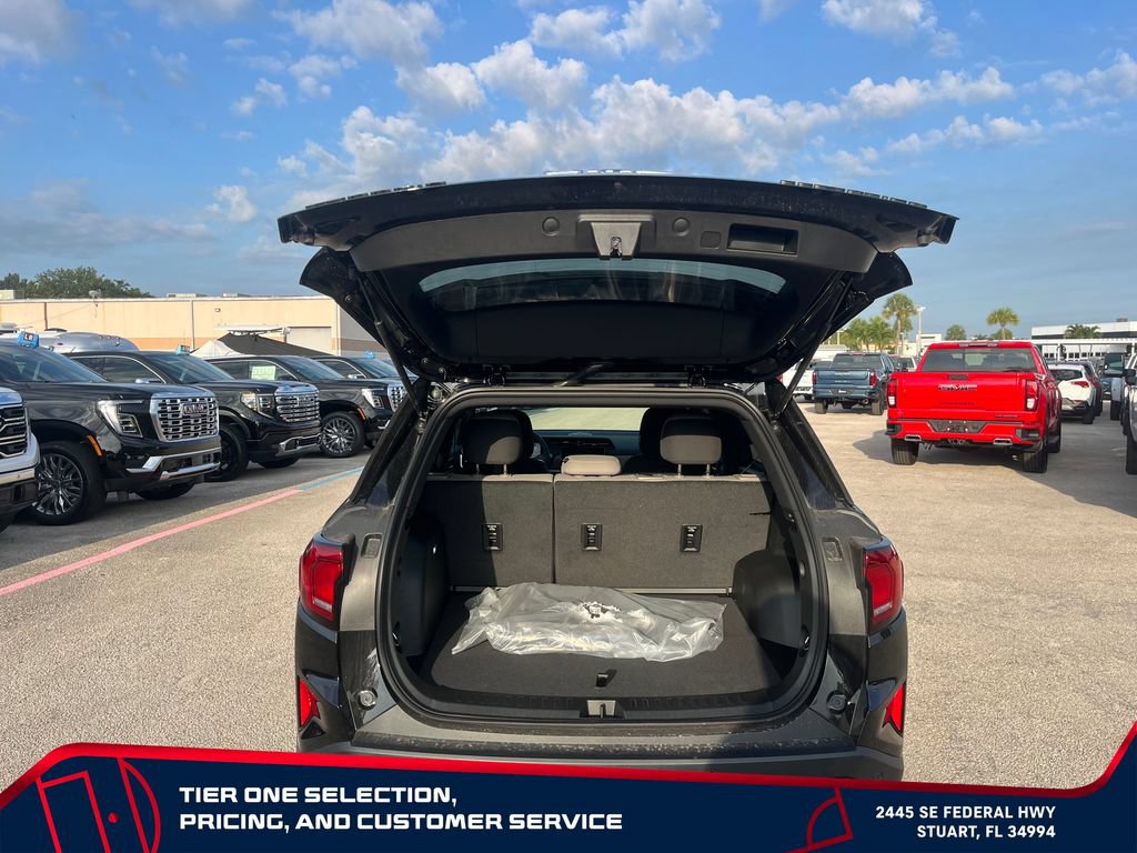 New 2026 GMC Terrain Elevation w/ Black Edition FWD image 10